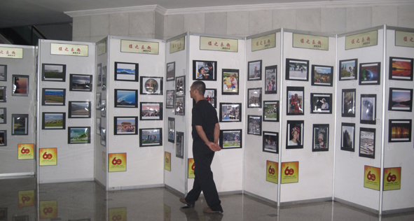 >> 杭州展板,书画展,摄影展,标准展位租赁搭建